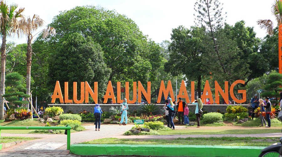 alun-alun-malang